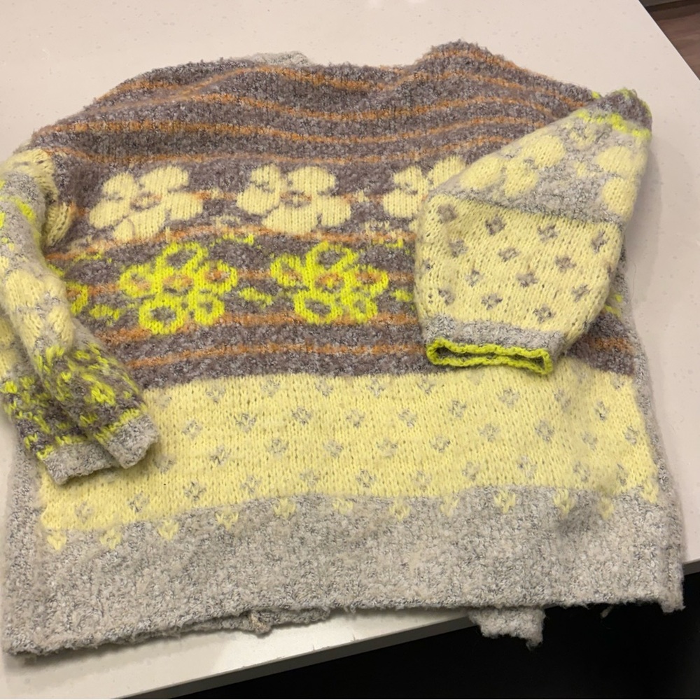 Free People XS Chunky Floral Cardigan Sweater in Gray and Neon Yellow - Picture 4 of 4